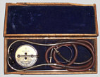 Phonendoscope in wood case